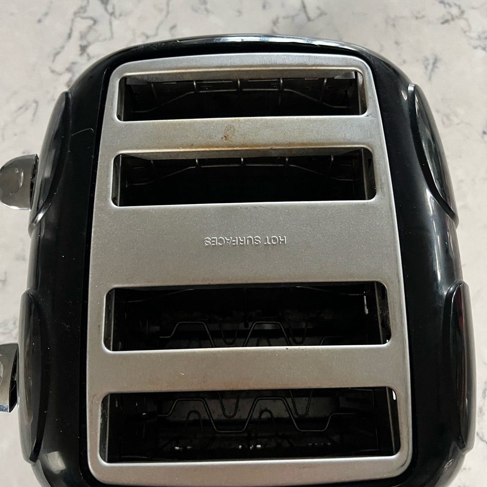 4-Slice Black and Silver Toaster